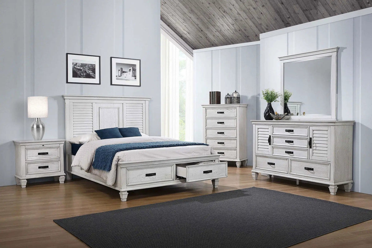 Franco 5-drawer Dresser with Mirror Distressed | 64 x 17.5 x 81.25 in | 5-Drawer | White