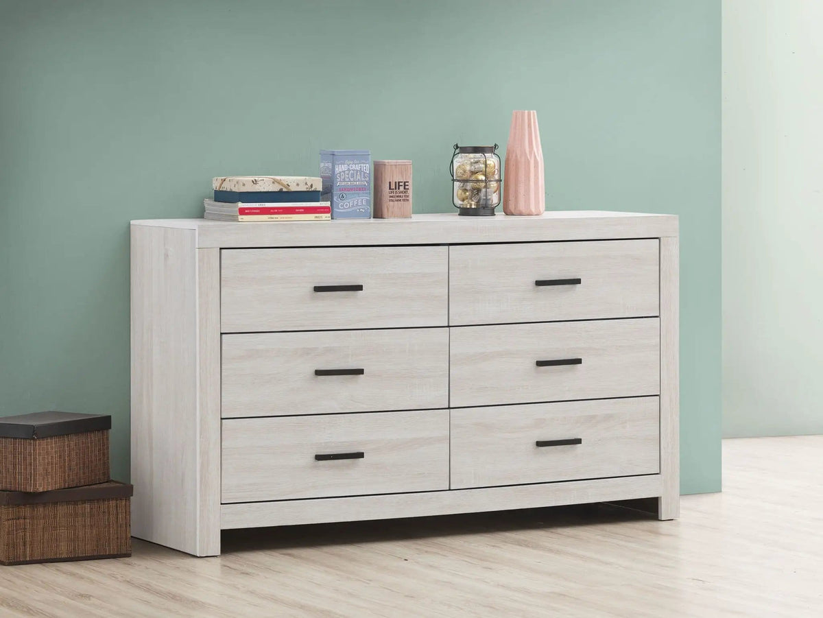 Brantford 6-drawer Dresser Coastal | 58.5 x 16.25 x 33.25 in | Engineered Wood & Veneer | White