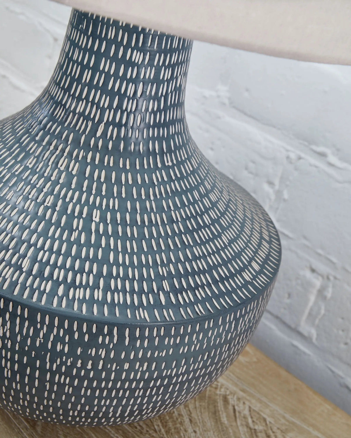 Schylarmont Metal Table Lamp | 18.13 x 18.13 x 28.5 in | Fabric & Metal | Antique Gray / White