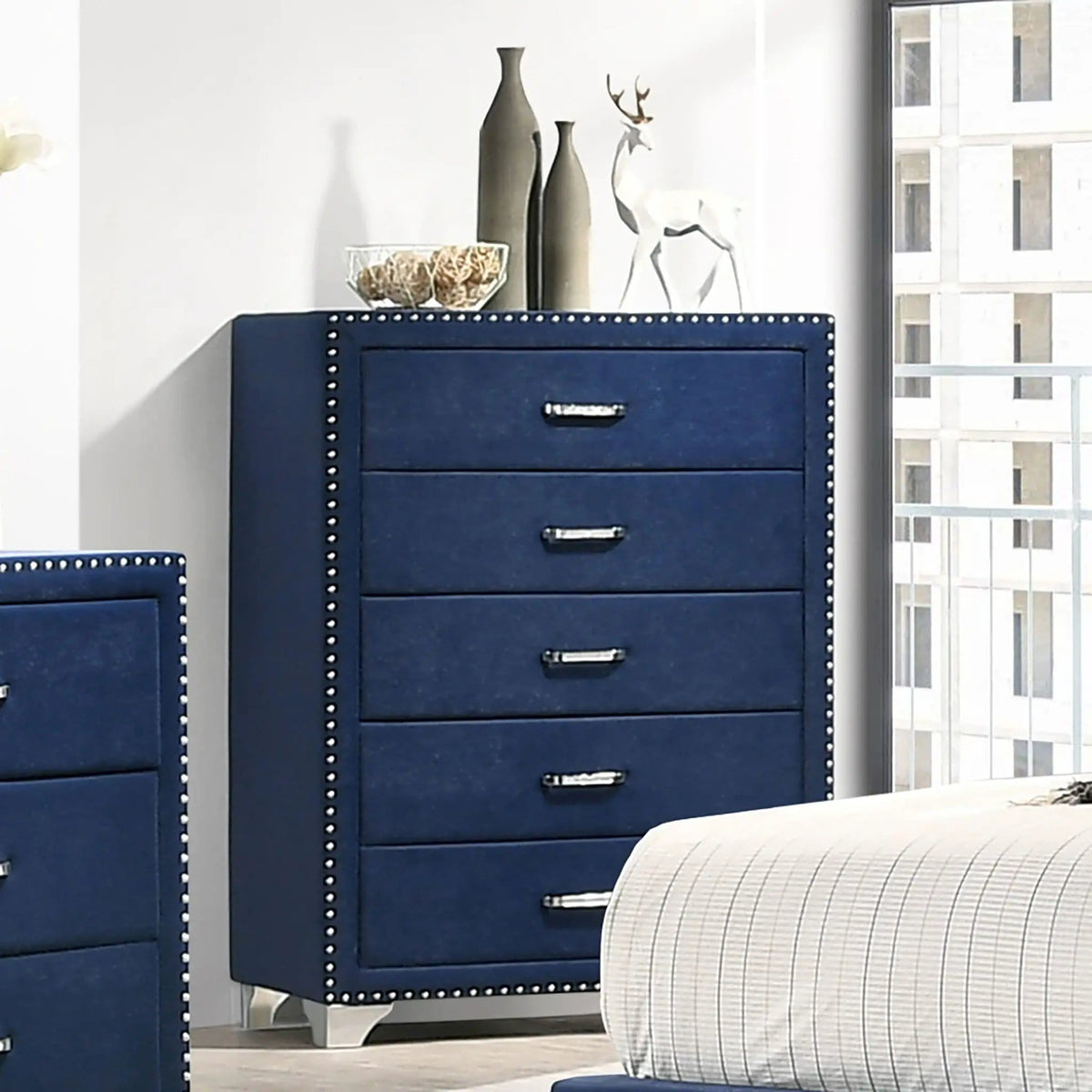 Melody 5-drawer Bedroom Chest Pacific | 35.5 x 20 x 47.5 in | Velvet & Fabric | Blue