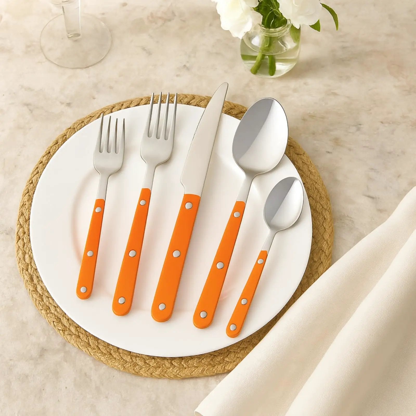 Khen 20-Piece Cutlery Set with Dinner Knives, Forks, Spoons, Salad Forks & Teaspoons from PriceLows™
