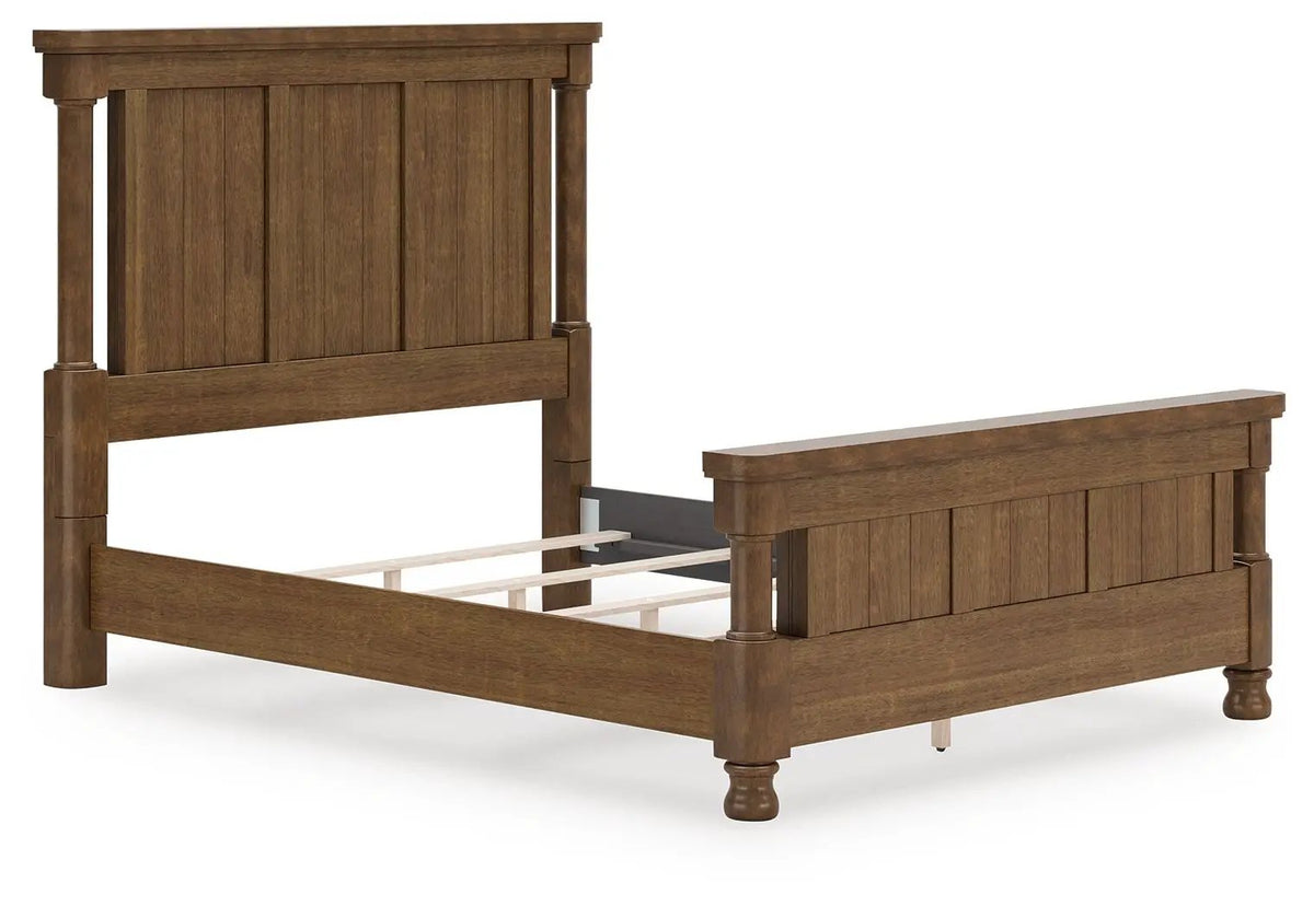 Rowlenstown Poster Bed | Casual Traditional Design | Rubbed Finish | Hefty Silhouette