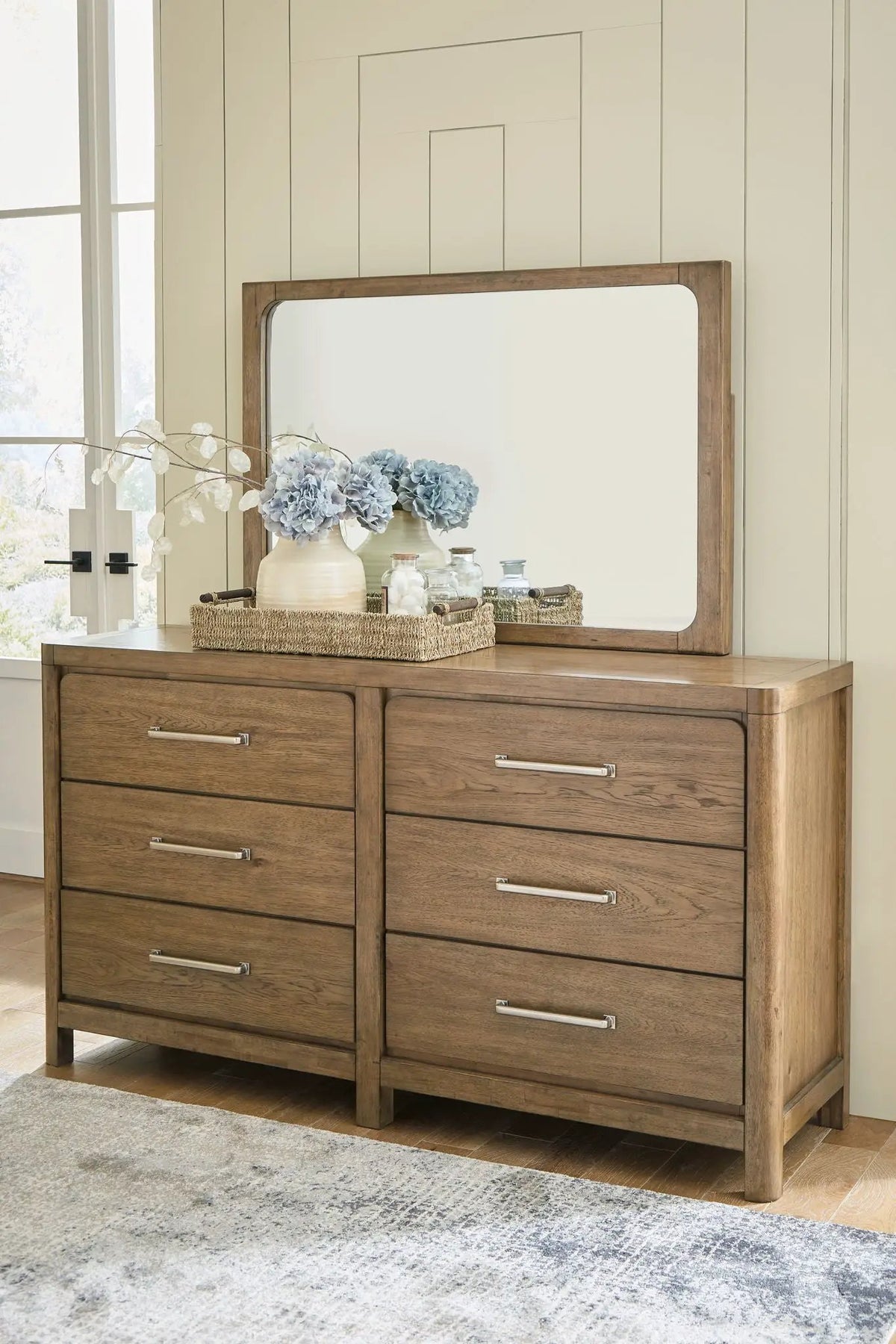 Cabalynn Storage Bedroom Set | 4-Piece | Modern Lodge And Farmhouse Style | Storage Bed