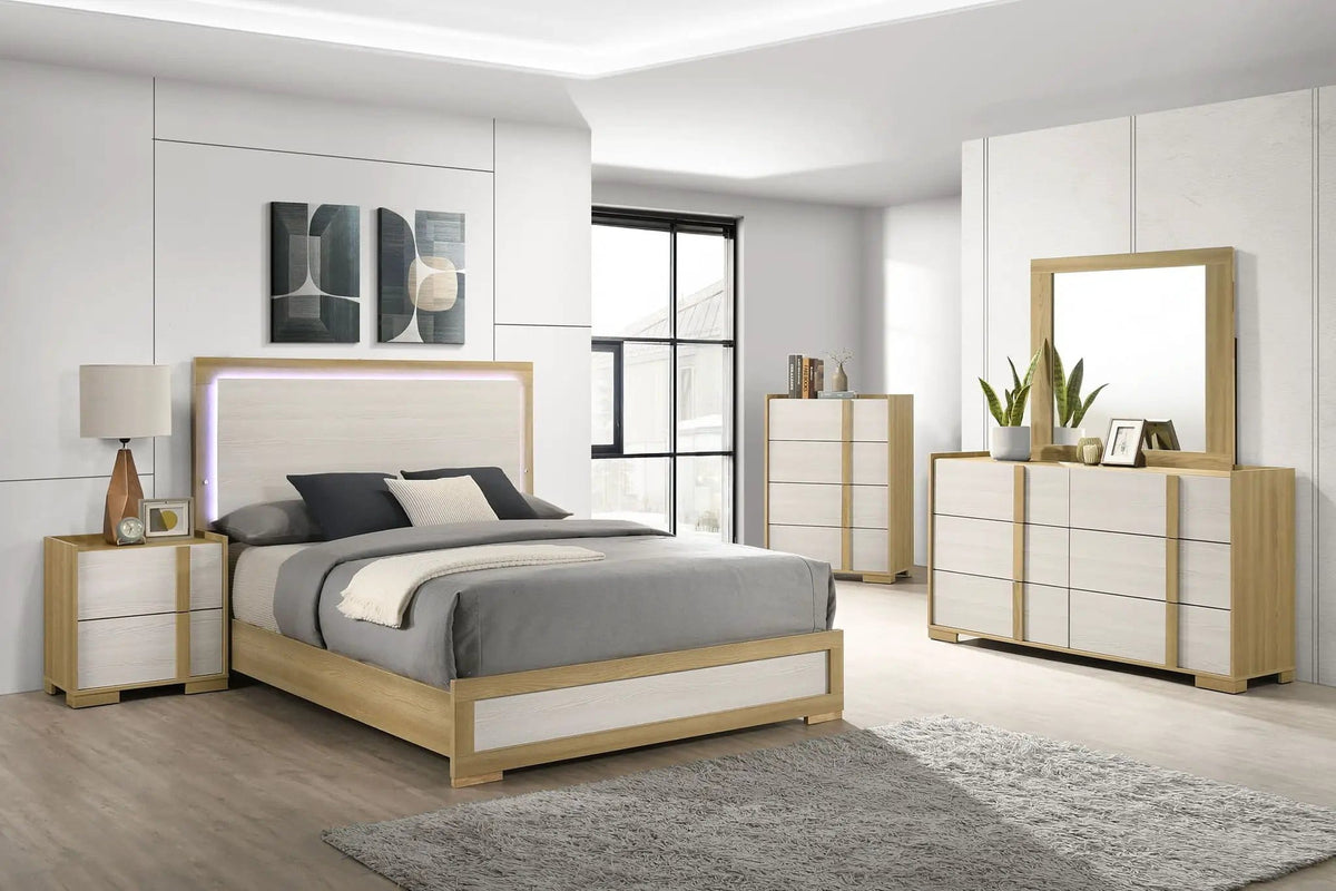 Hyland 5-piece Eastern King Bedroom Set | 5-Piece Set | Engineered Wood & Veneer | Natural
