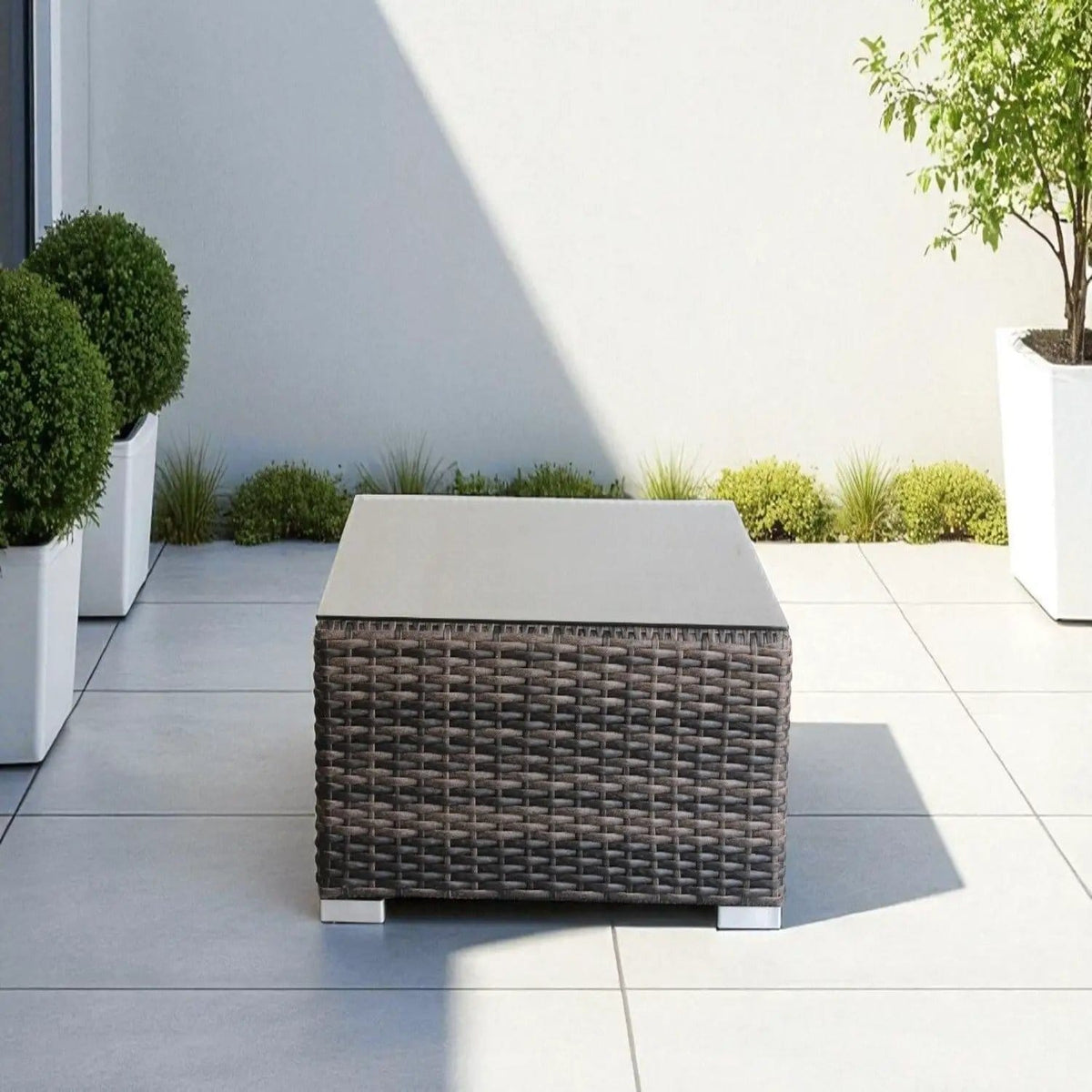 Minnesota Outdoor Coffee Table Cube Design | 28 x 28 x 13 in | Wicker & Tempered Glass | Multicolor