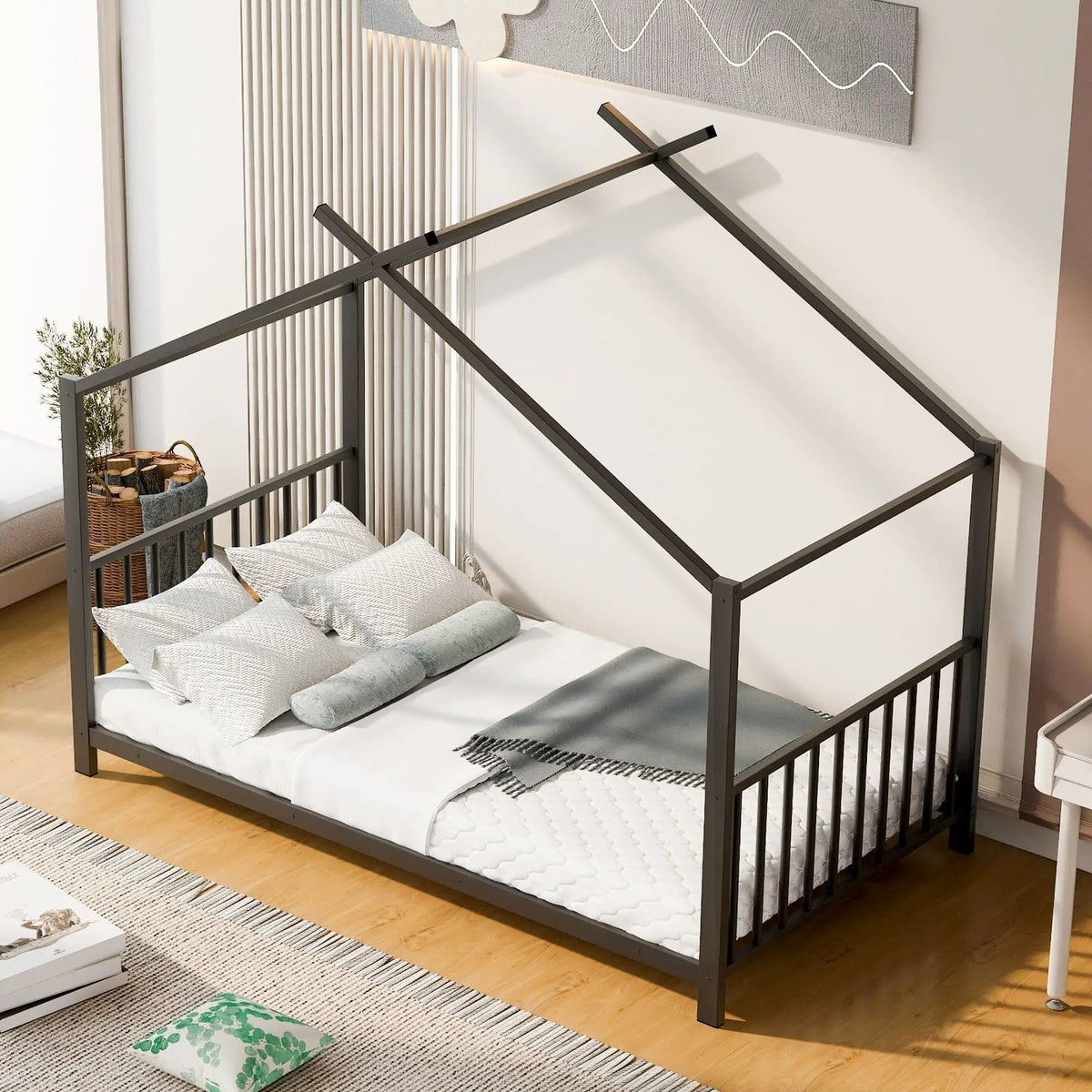 Metal House Platform Bed With Modern Design And Durable Frame | 77.5 x 40.5 x 63.8 in | Metal | Bedroom