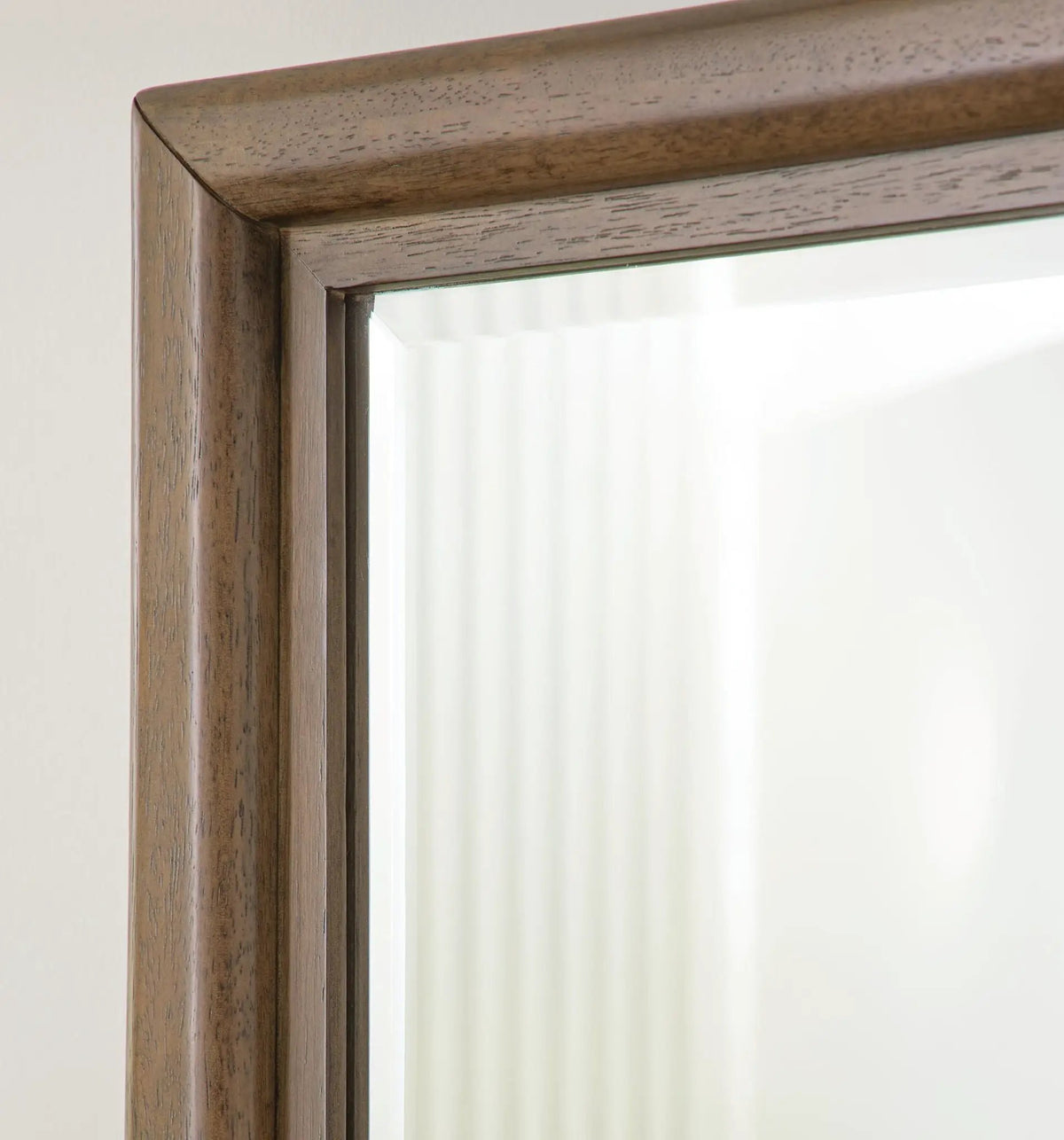 Dresser | Contemporary Design | Eucalyptus Wood | Gallery Rail Handles