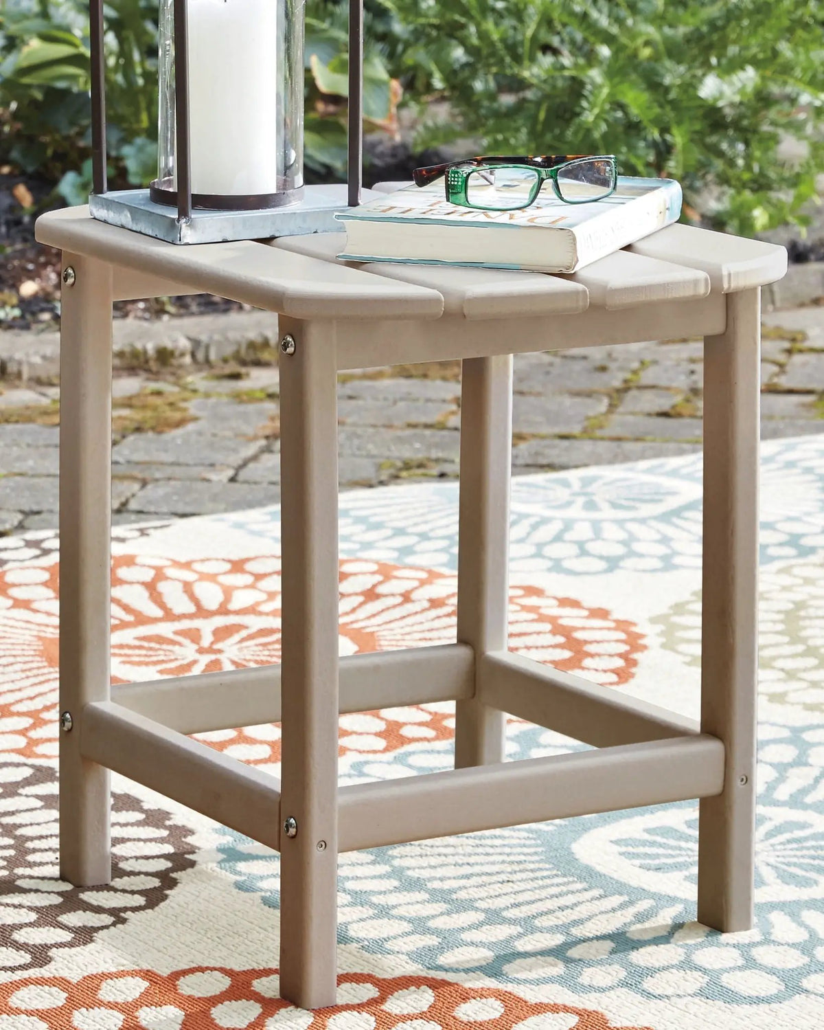 Sundown Treasure Outdoor End Table | MEGA-TUFF Polyethylene | Cottage Style | Weather Resistant