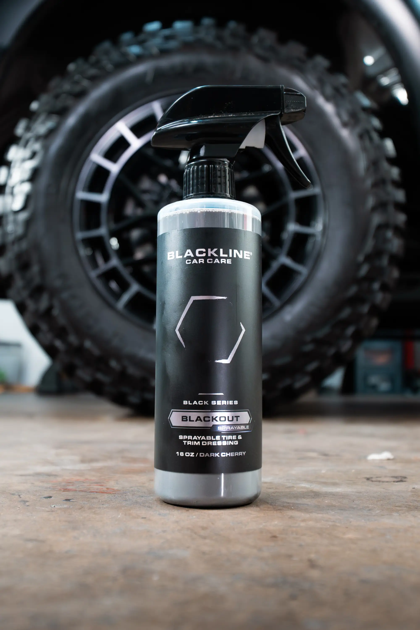 BLACKLINE® BLACKOUT TRIM & TIRE DRESSING from PriceLows™