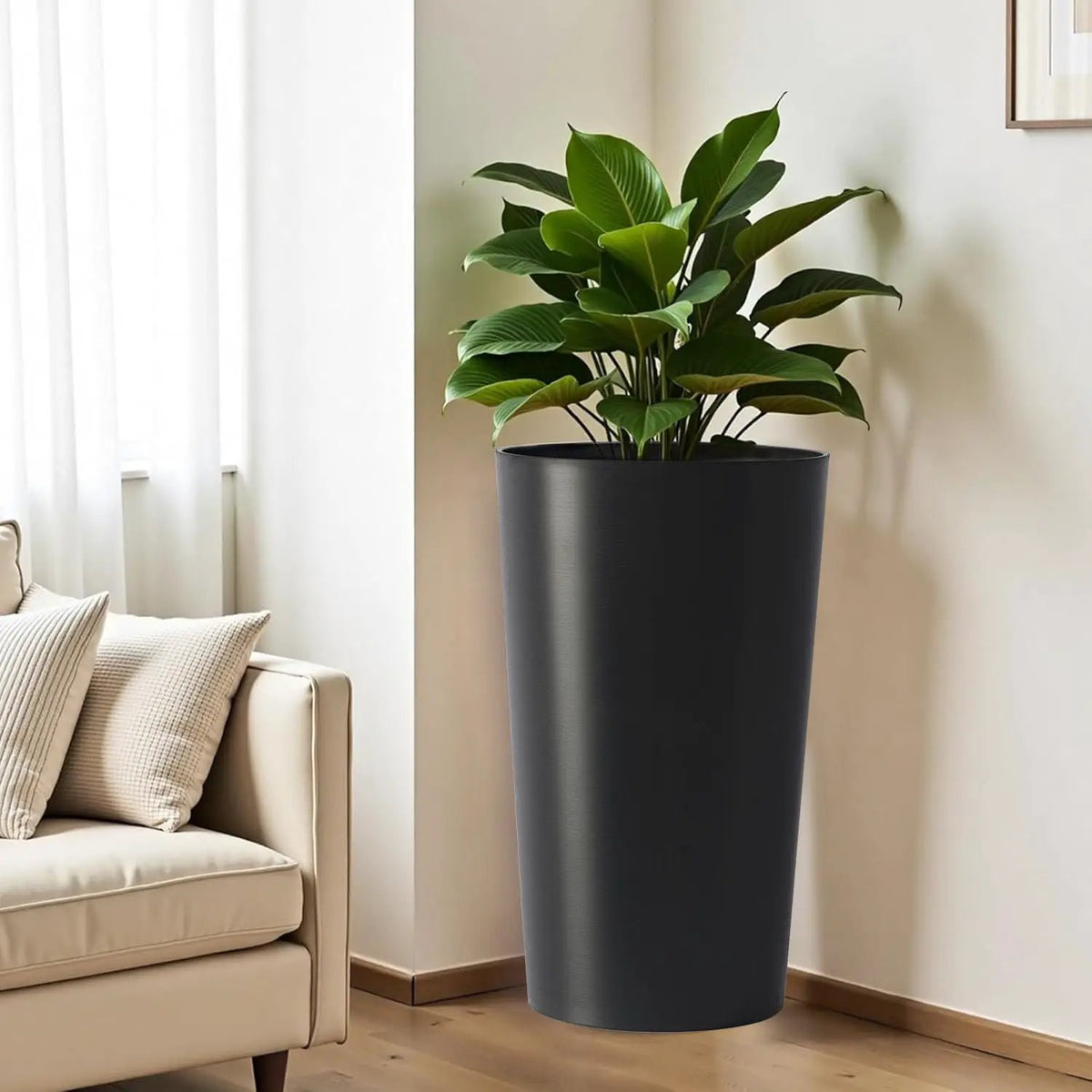 Outdoor Planters | UV Resistant | Shatterproof Polypropylene