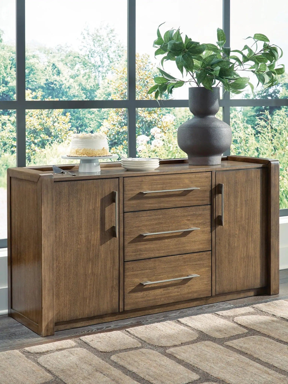 Marxmore Dining Room Server | 60.13 x 18.13 x 31.5 in | Mdf & Veneer | Brown