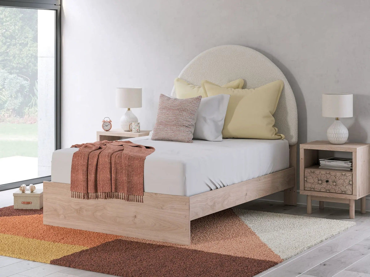 Arloster Upholstered Panel Bed | 6 Pieces | Bedroom Furniture | Bedroom