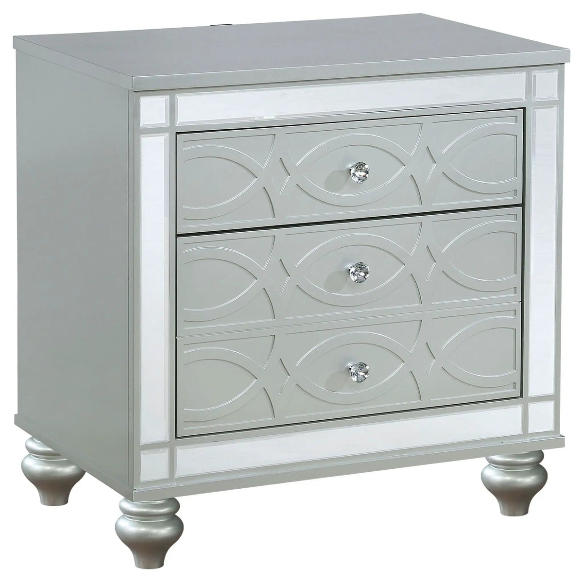 Gunnison 4-piece Queen Bedroom Set Silver Metallic | 4-Piece Set | Crystal | Bedroom