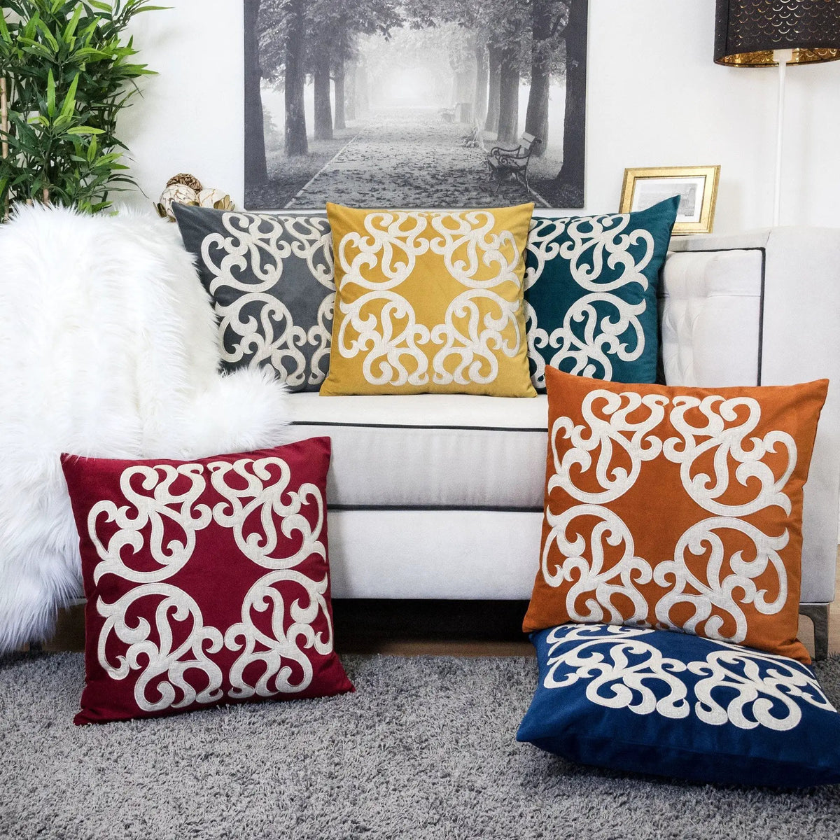 Pillow Cover | Vintage Vine Pattern | Hidden Zipper | Matching Back