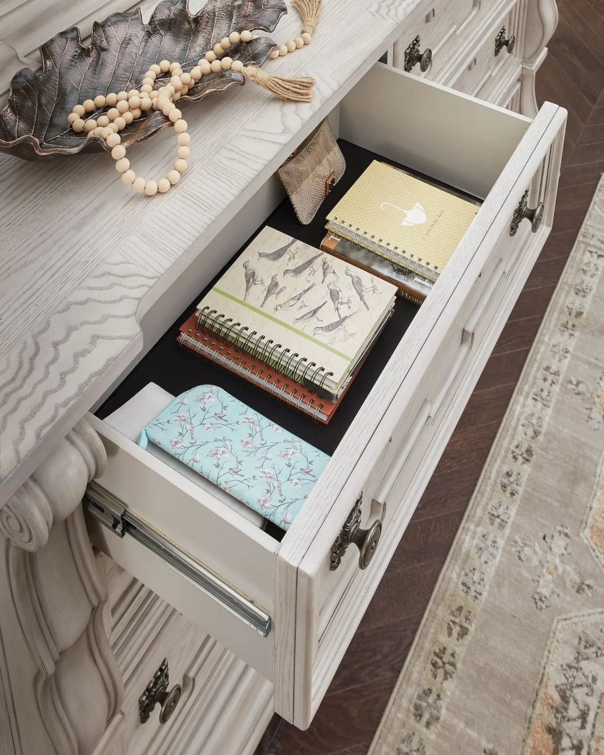 Bruchandi Dresser | 2 Pieces | Bedroom Furniture | Bedroom