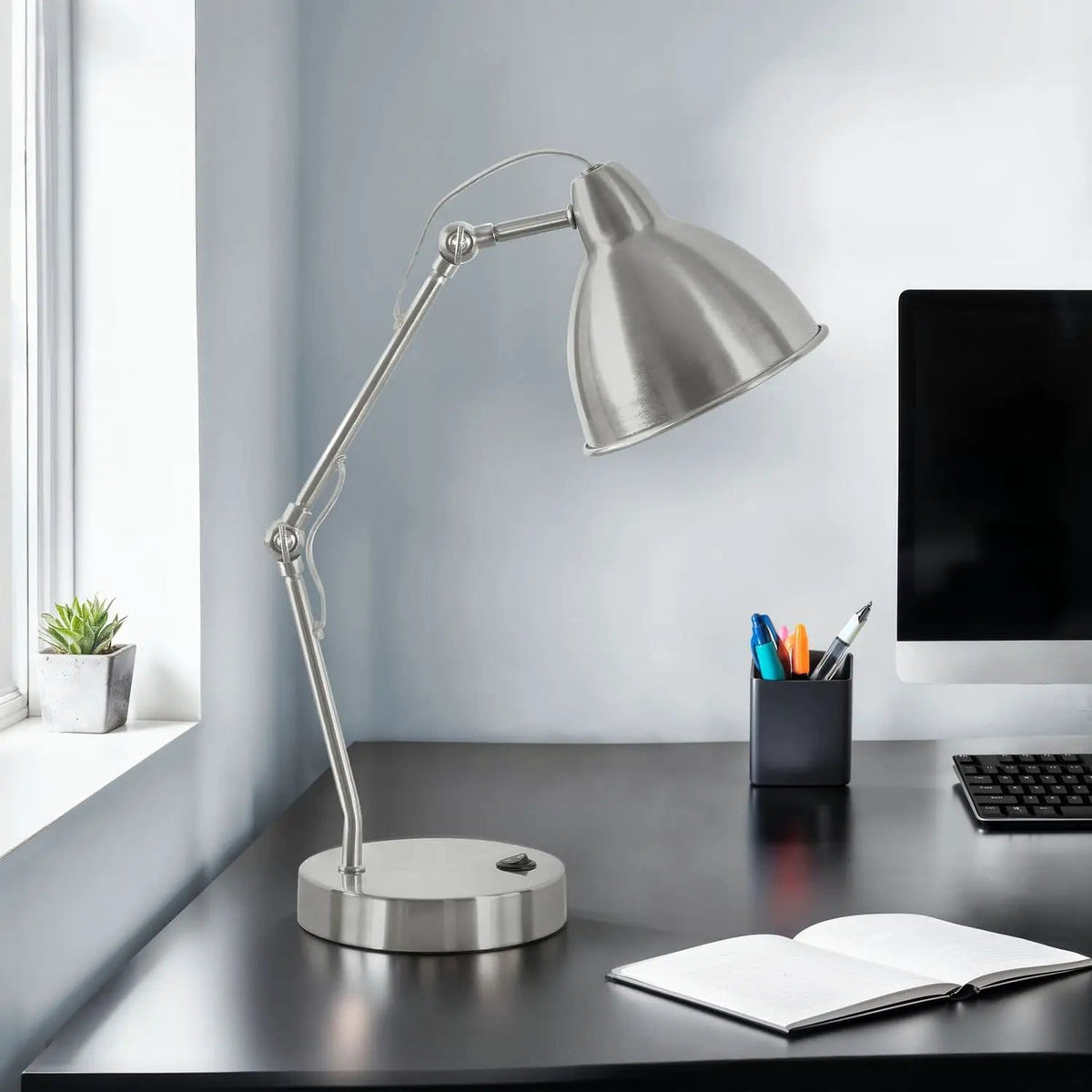 Lighting, Table Lamp, USB Port Included, Nickel Metal, Nickel Shade, Modern - | 11.75 x 6 x 16.75 in | Metal | Silver
