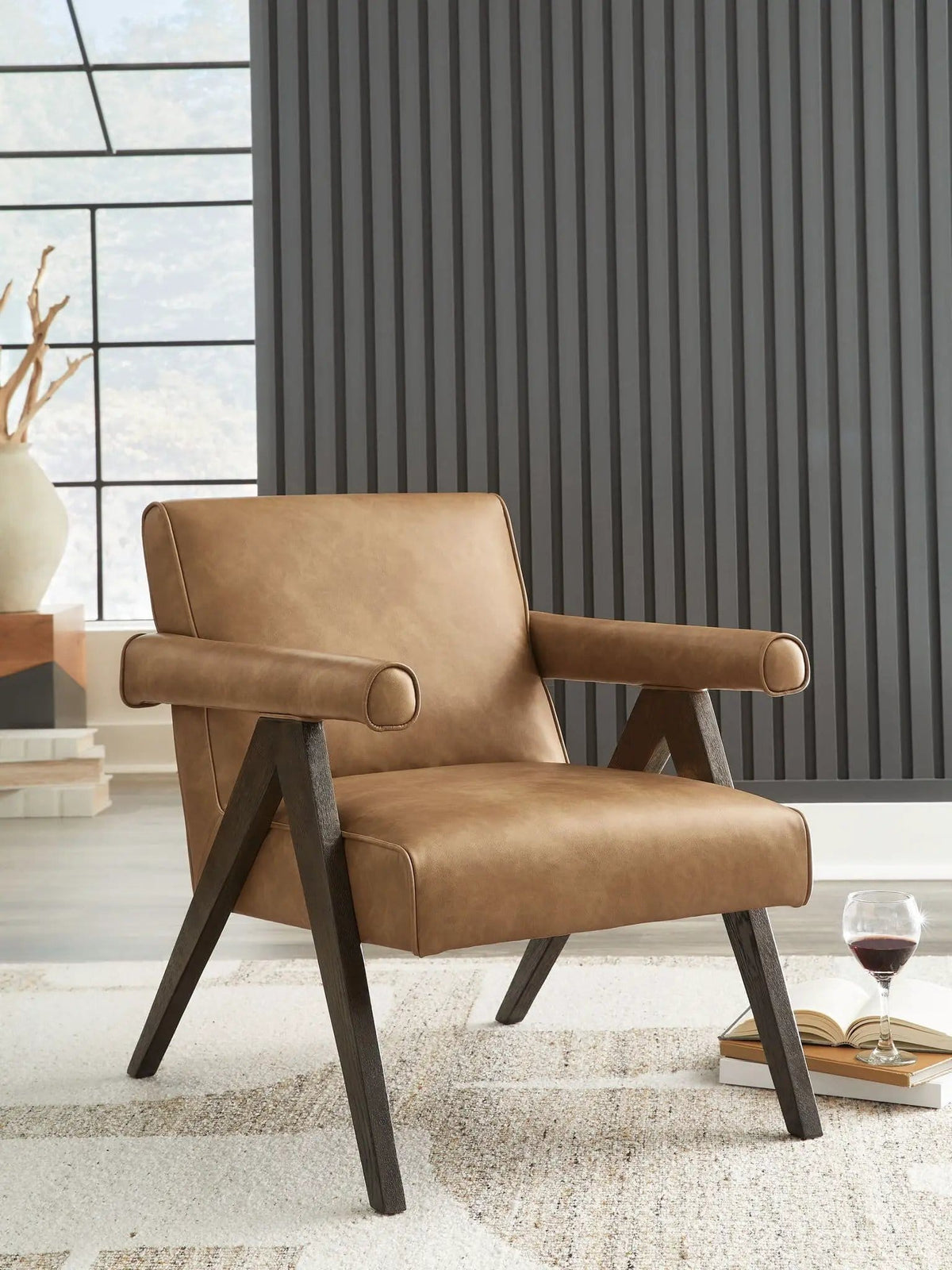 Goda Accent Chair | 2 Pieces | Solid Wood & Faux Leather | Living Room