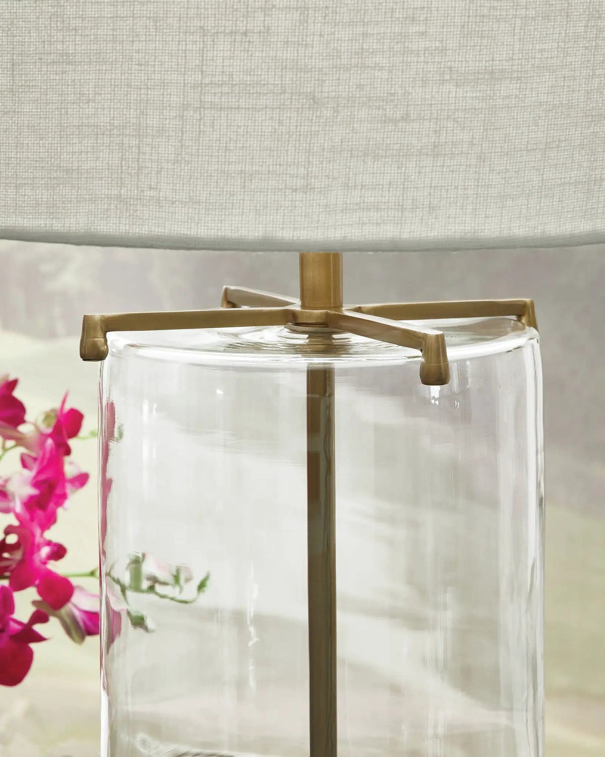 Gizeh Glass Table Lamp | 18.25 x 18.25 x 32.13 in | Fabric & Glass | Clear / Gold Finish