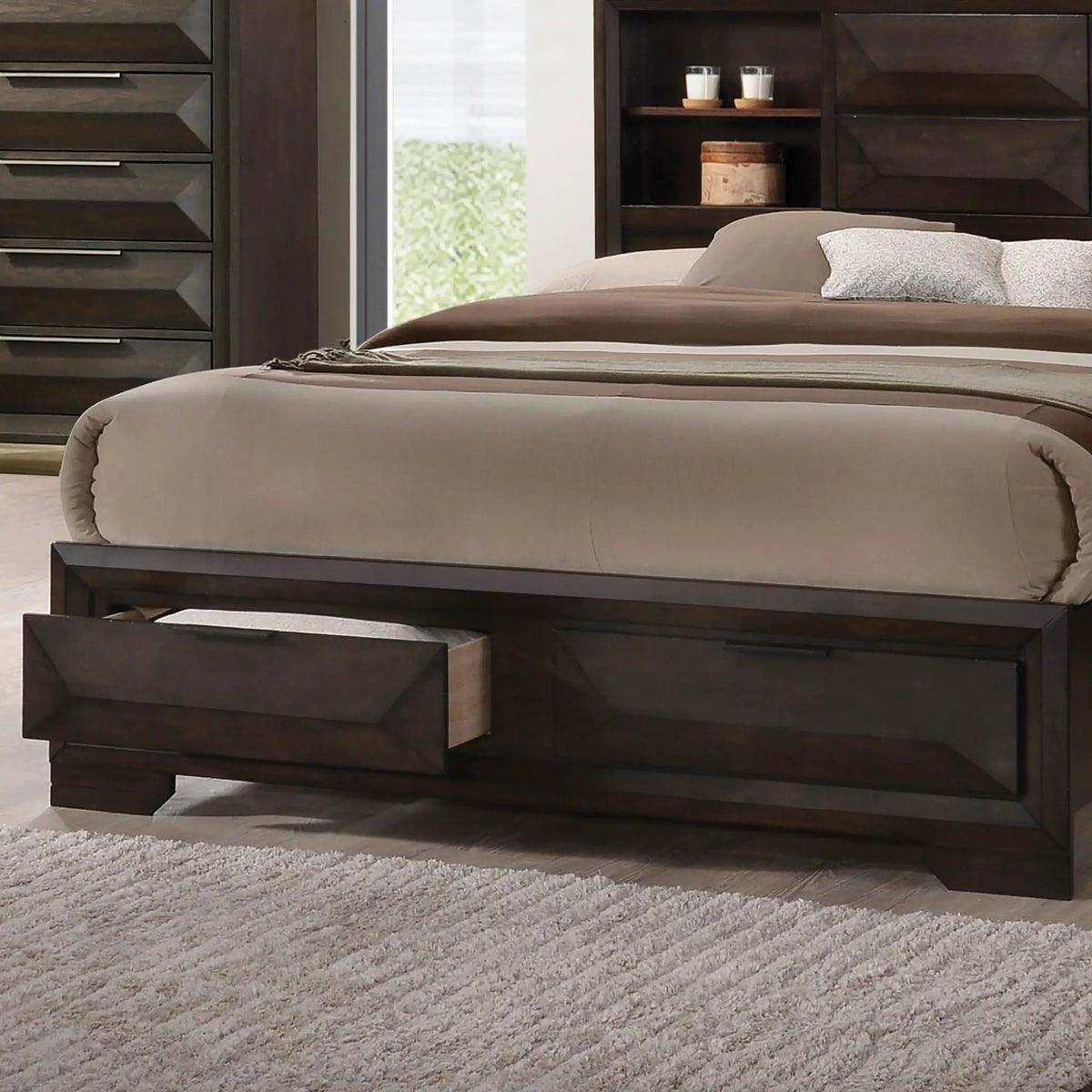 3-Piece Bedroom Set | Storage Bed | 2 Nightstands | Transitional Style