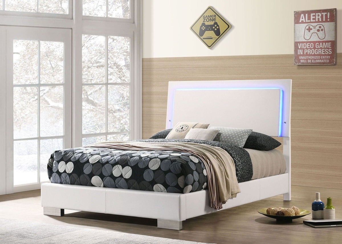 Felicity Wood Full LED Panel Bed White High Gloss | 57.75 x 81 x 48.5 in | Faux Leather & Wood | Bedroom