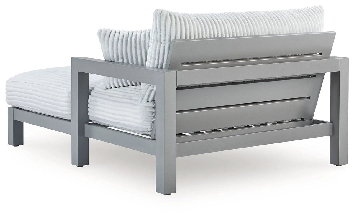 Hurley Park Chaise Lounge | Gray | With Cushion | 46 Inch Seat Width