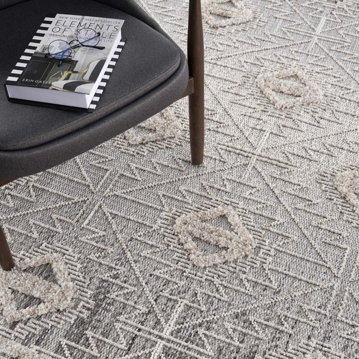 Agoo Area Rug from PriceLows™