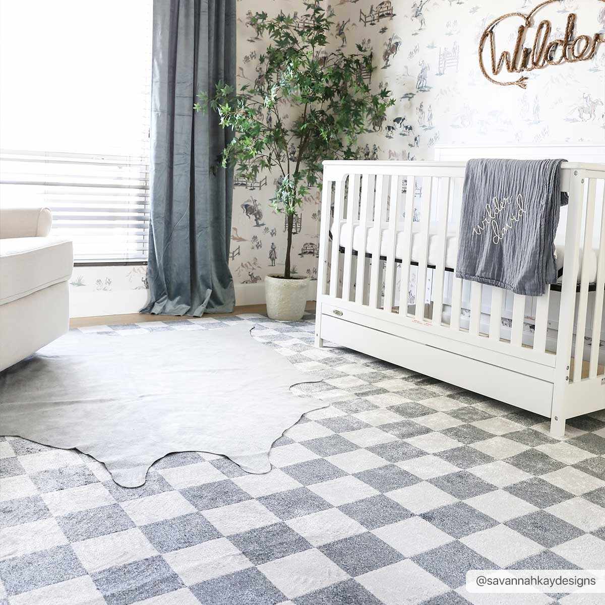 Alie Gray Checkered Washable Area Rug from PriceLows™