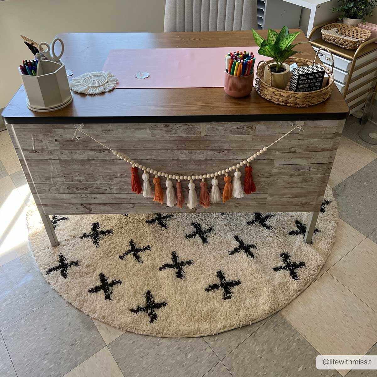Alstead Area Rug from PriceLows™