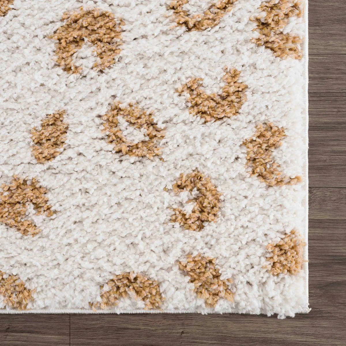 Altin Leopard Print White Area Rug from PriceLows™