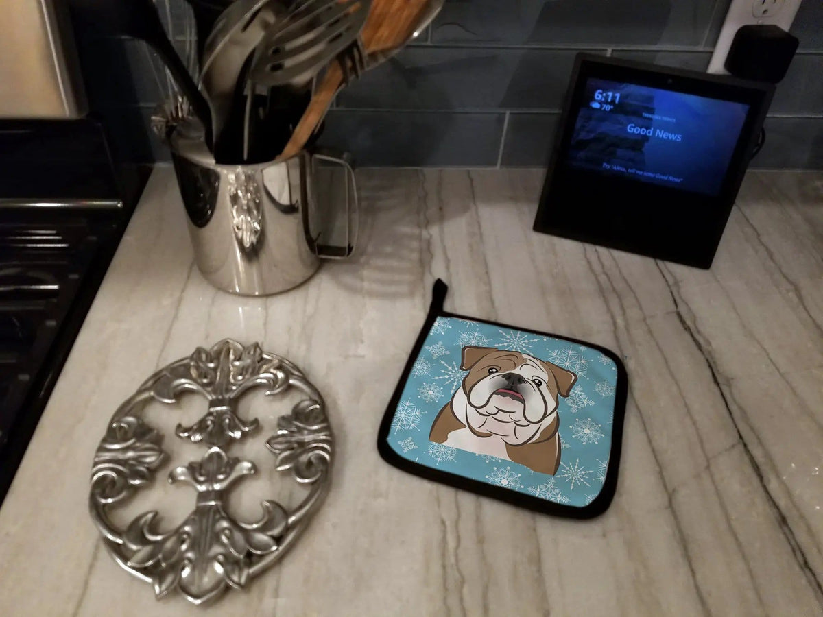 Pot Holder Set of 2 | Heat Resistant Quilted Hot Pads | 7.5 x 7.5 Inch | Snowflake English Bulldog