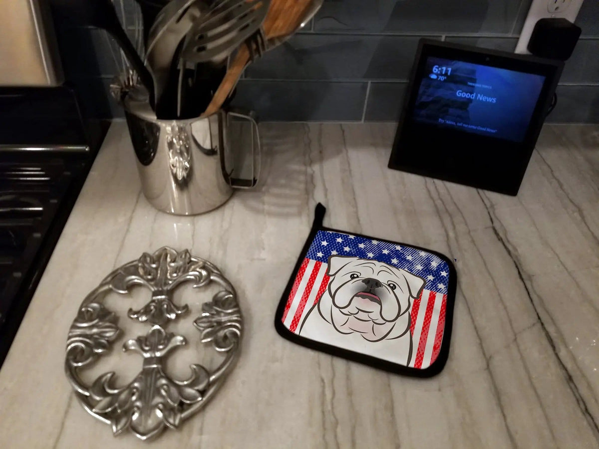 Pot Holder Set of 2 | Heat Resistant Quilted Hot Pads | 7.5 x 7.5 Inch | American Flag and White English Bulldog
