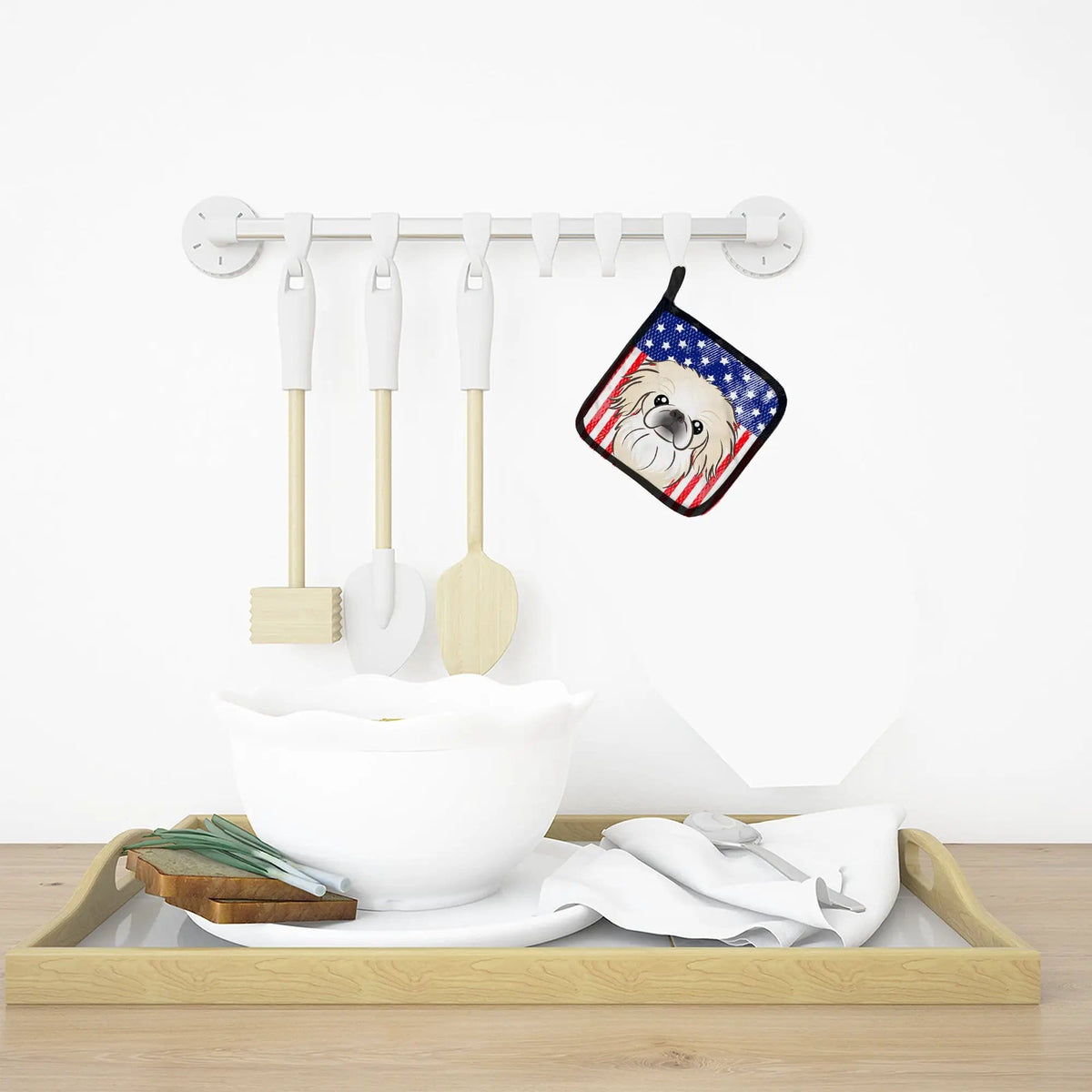 Pot Holder Set of 2 | Heat Resistant Quilted Hot Pads | 7.5 x 7.5 Inch | American Flag and Pekingese