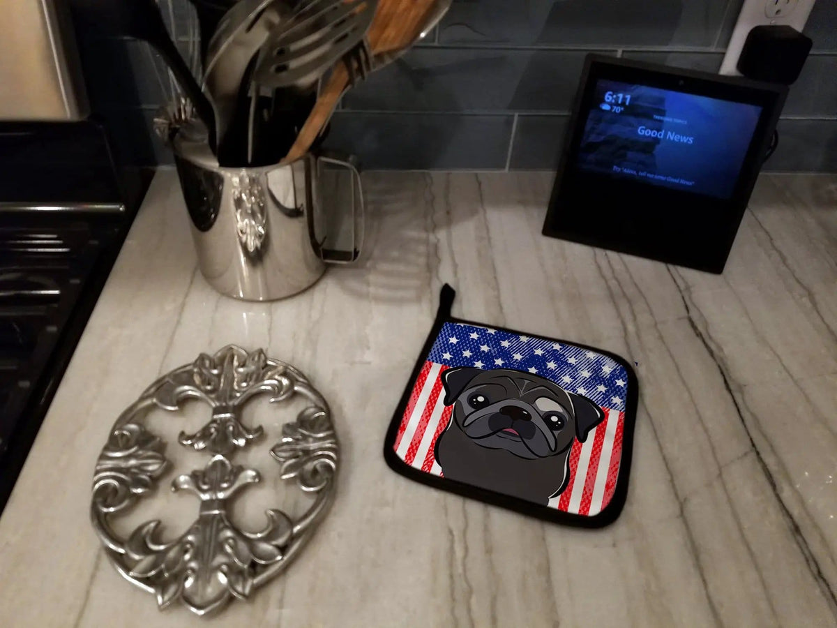 Pot Holder Set of 2 | Heat Resistant Quilted Hot Pads | 7.5 x 7.5 Inch | American Flag and Black Pug