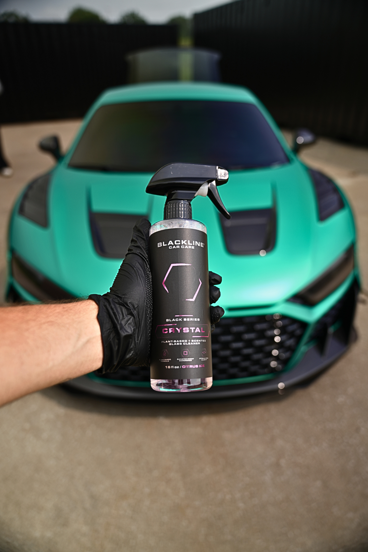 BLACKLINE Crystal Glass Cleaner | Streak-Free Formula