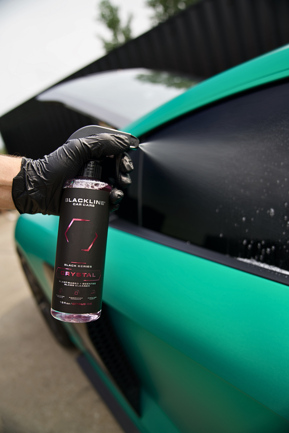 BLACKLINE Crystal Glass Cleaner | Streak-Free Formula