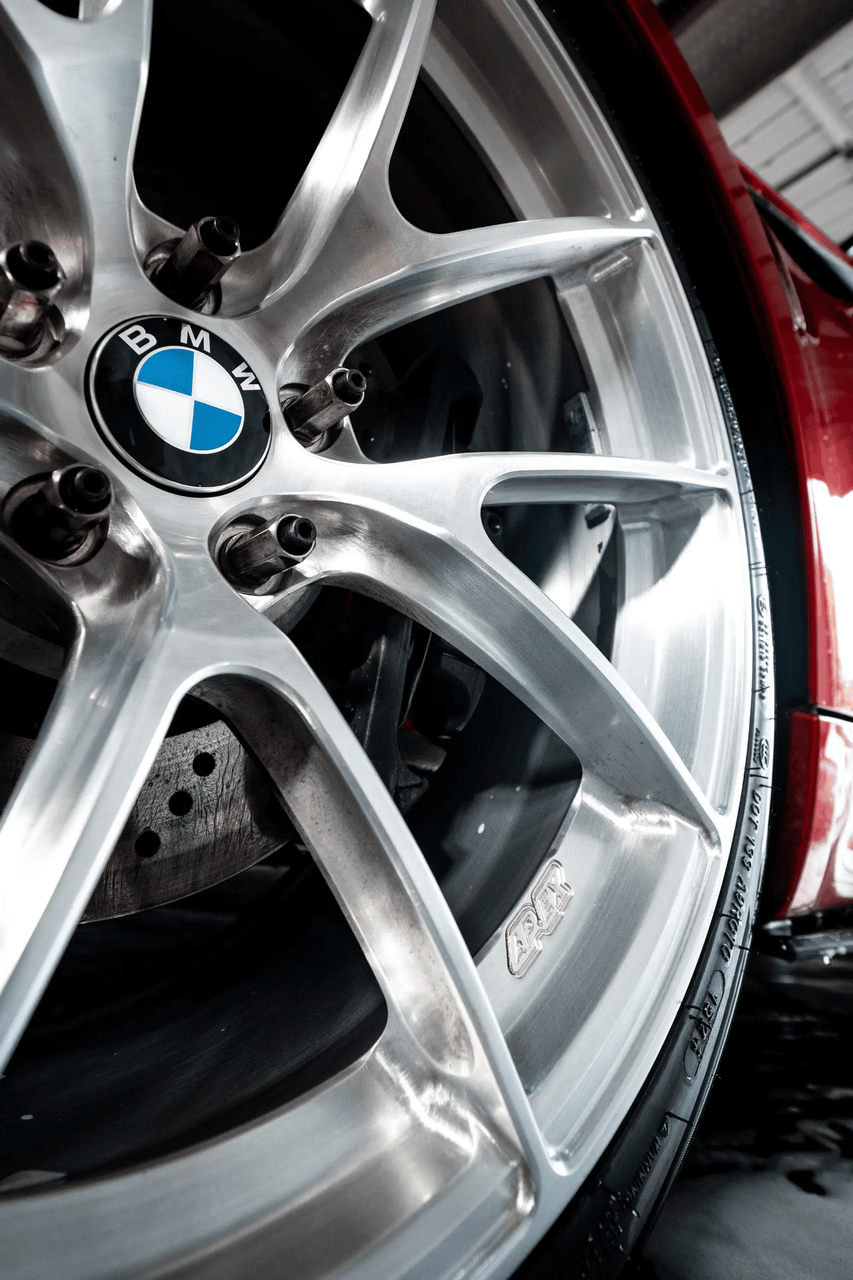 BLACKLINE® WHEEL N' TIRE CLEANER from PriceLows™