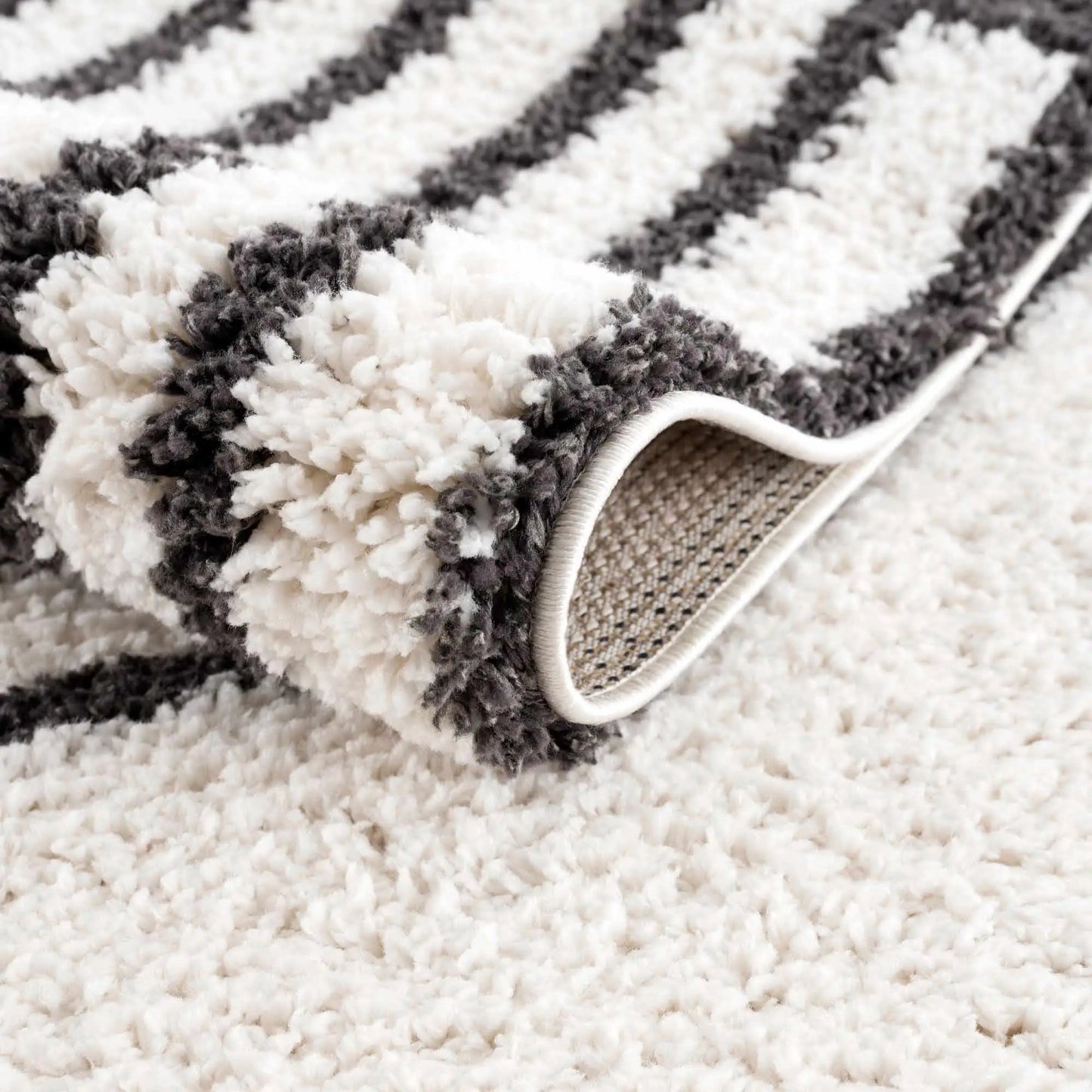 Bauer Area Rug from PriceLows™