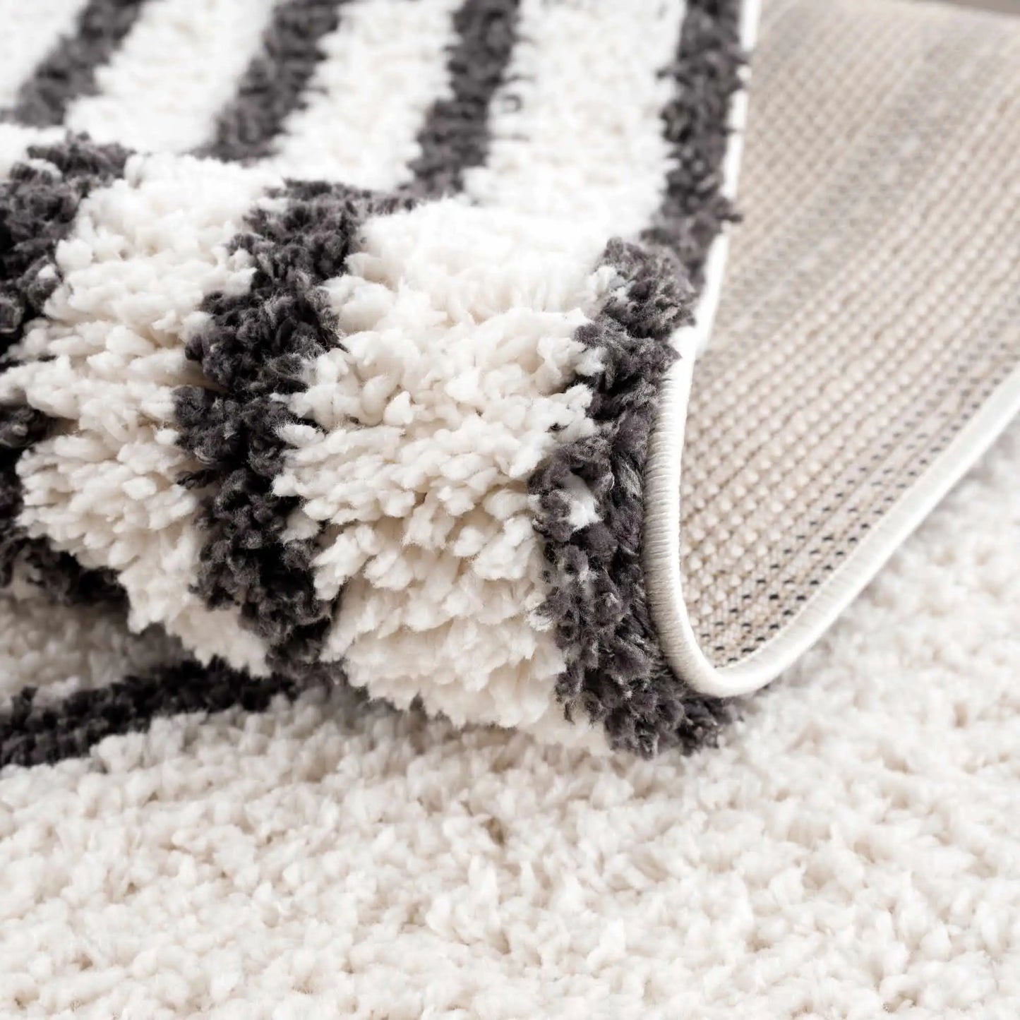 Bauer Area Rug from PriceLows™
