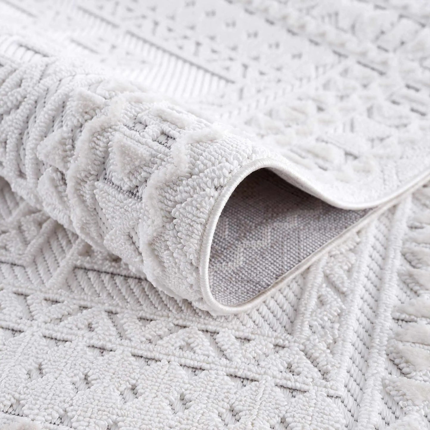 Alya White Fringe Rug from PriceLows™