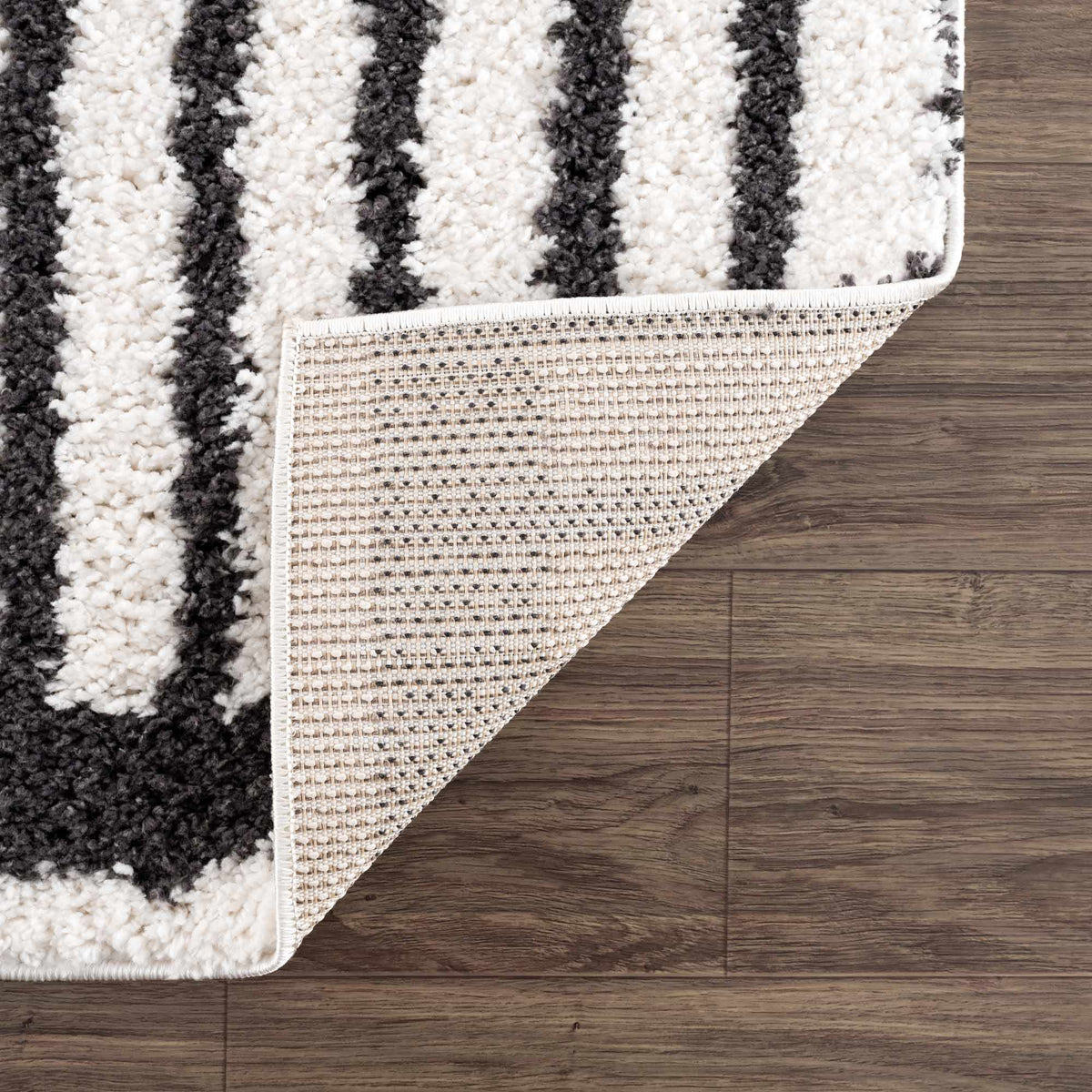 Bauer Area Rug from PriceLows™