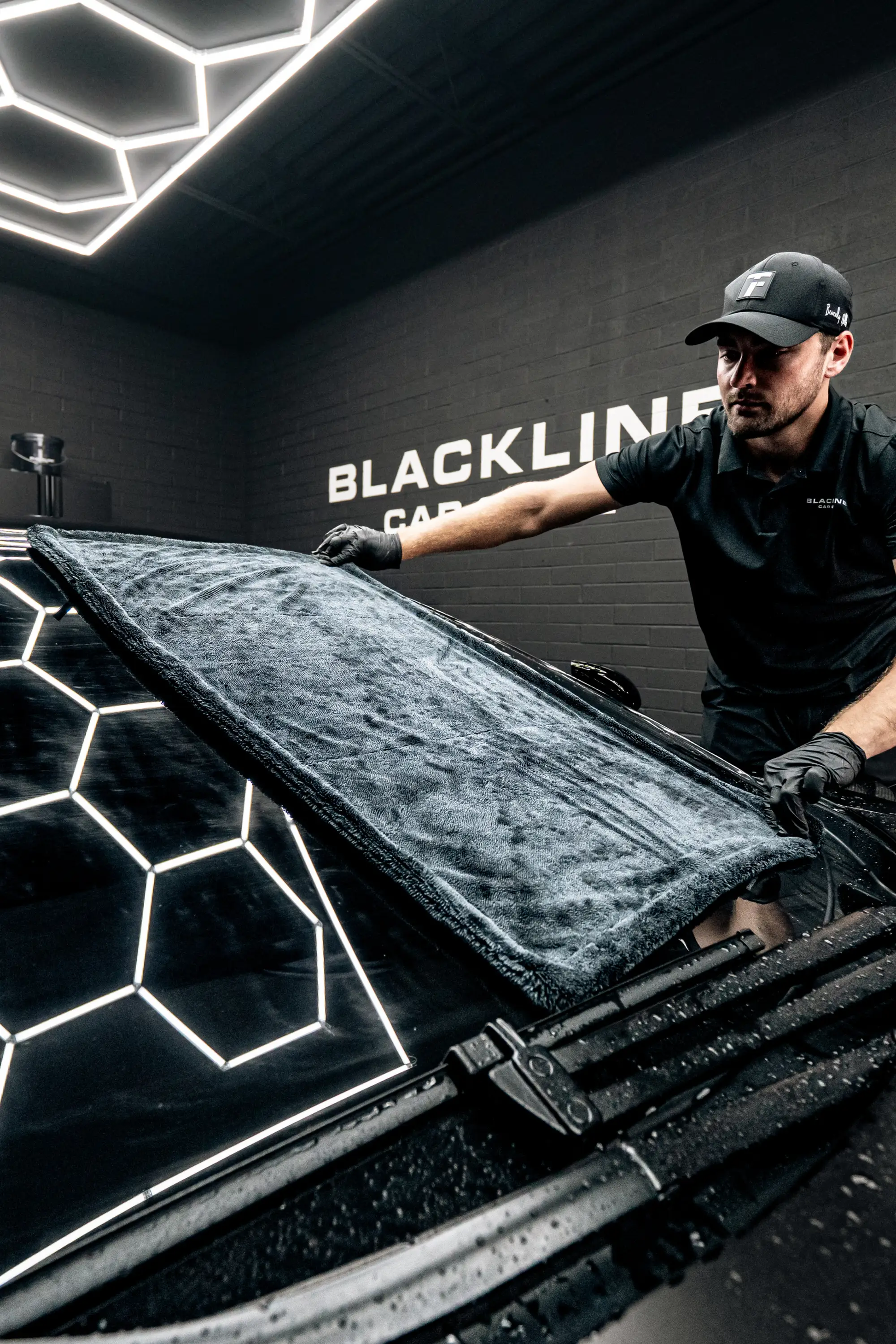 BLACKLINE® TWISTED-LOOP DRYING TOWEL from PriceLows™