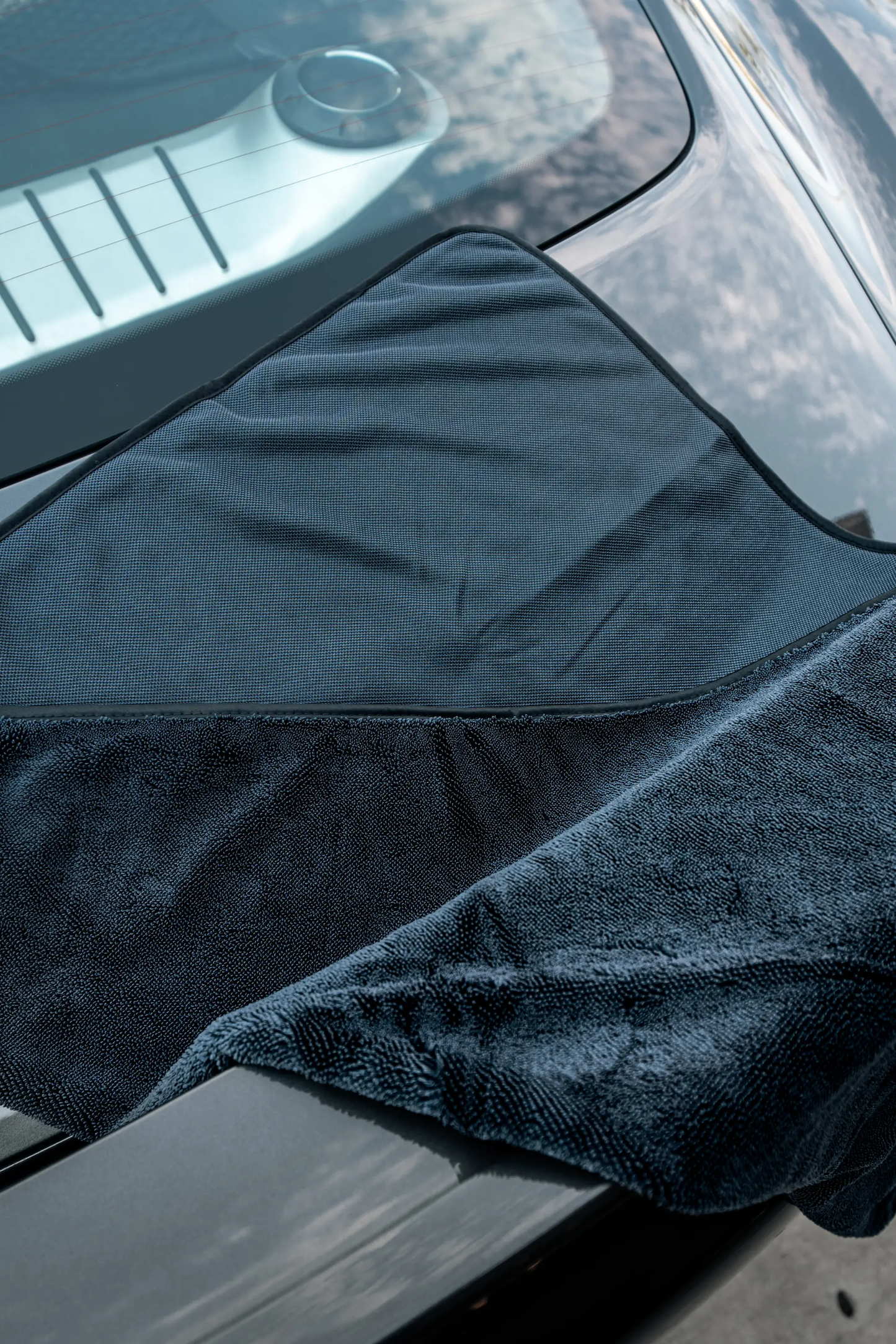 BLACKLINE® SLIM TWISTED-LOOP DRYING TOWEL from PriceLows™