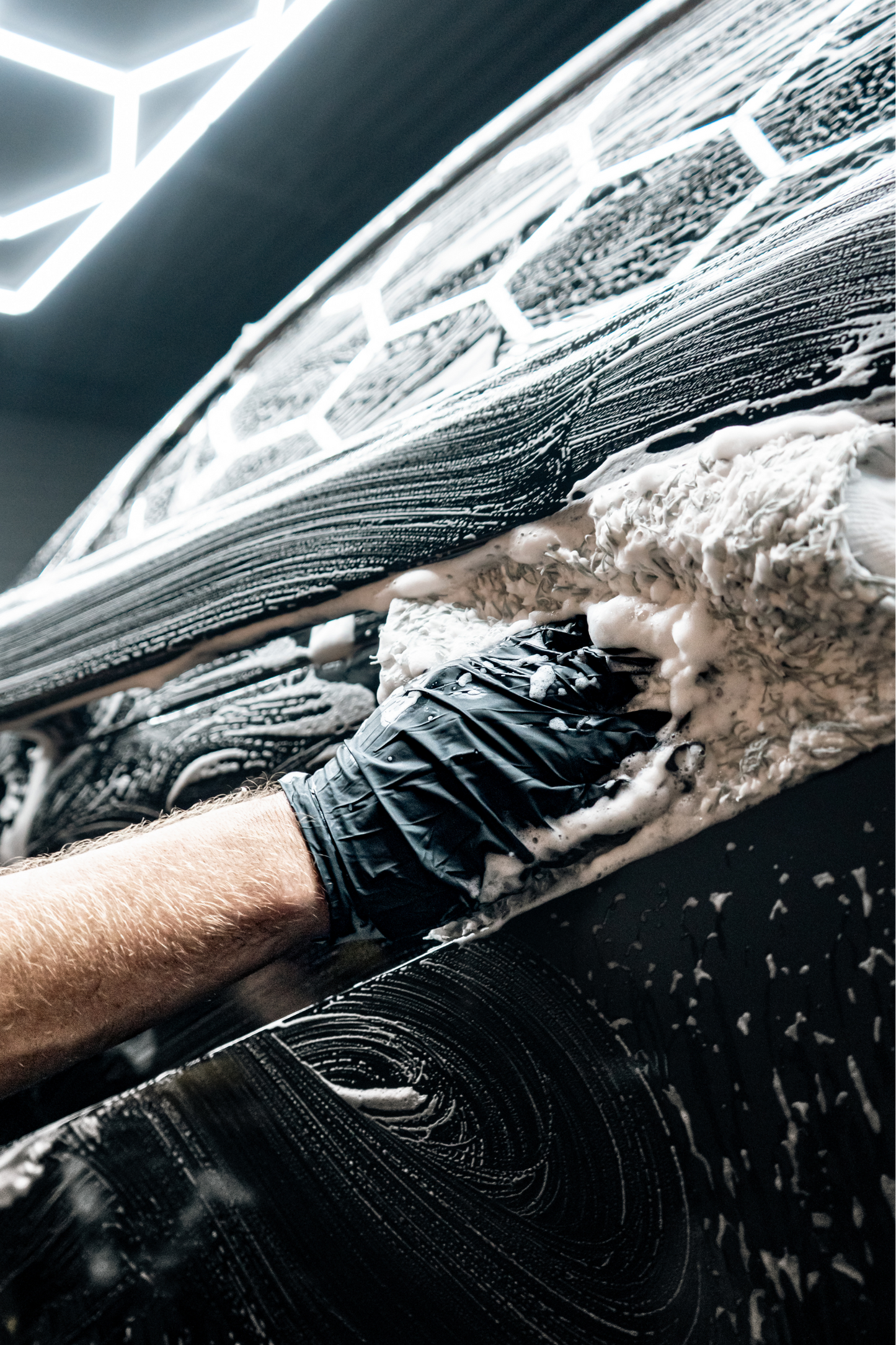 BLACKLINE® MICROFIBER WASH MITT from PriceLows™