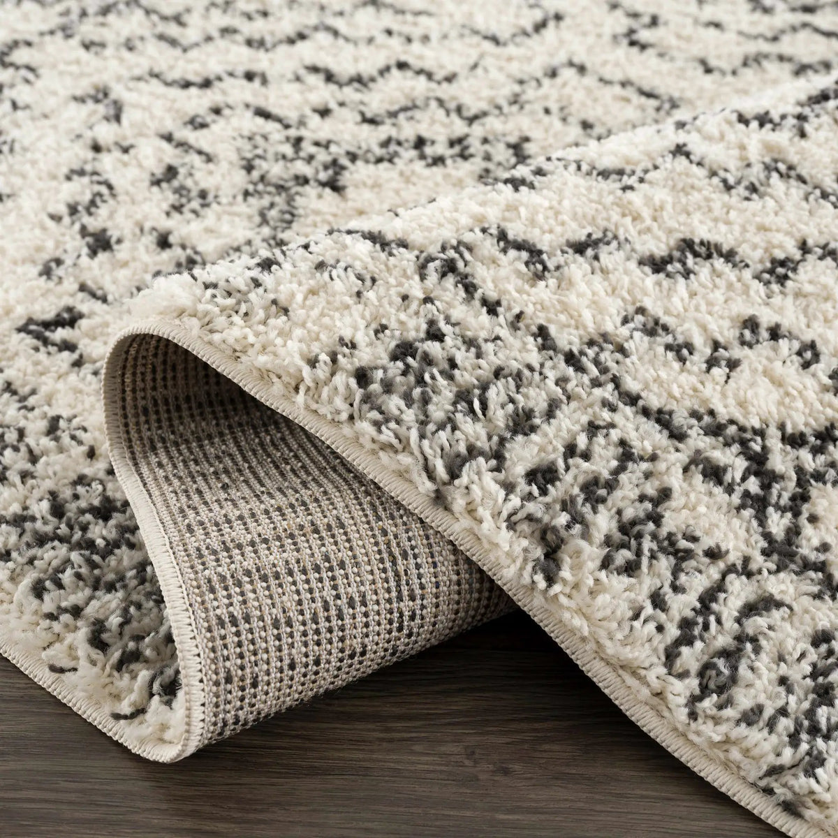 Buan Plush Area Rug from PriceLows™