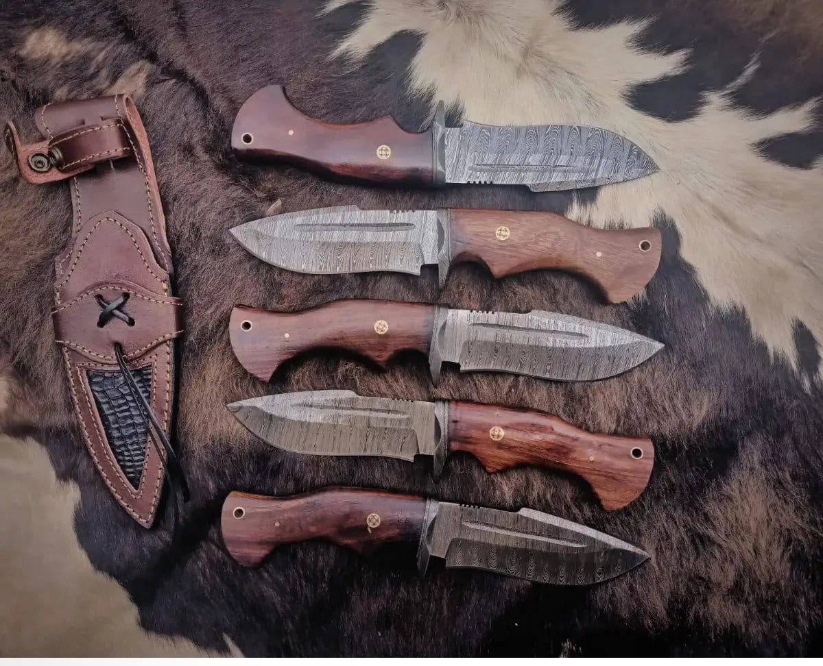 KNIVES WITH Leather SHEATH, Camping knife, EDC knife | Damascus Steel | Hunting & Survival Knife | Home
