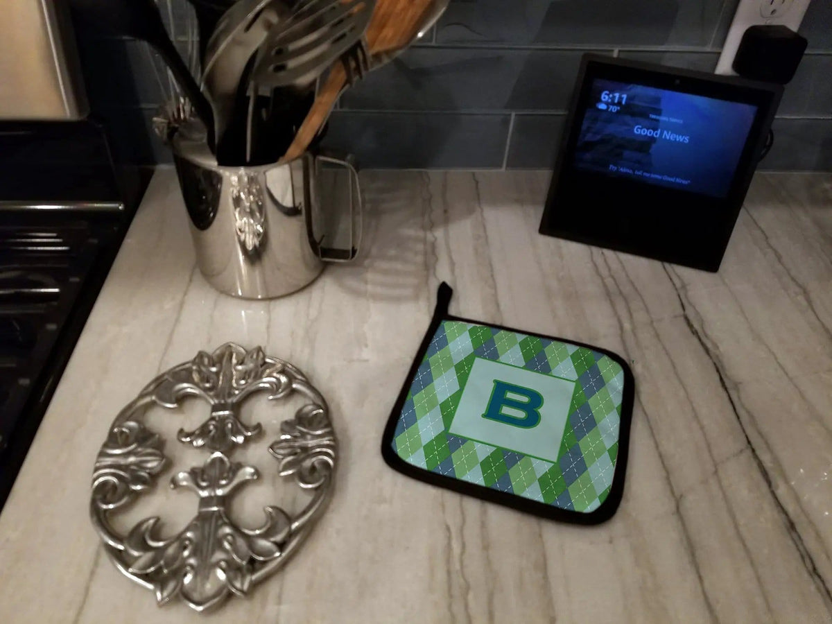 Pot Holder Set of 2 | Heat Resistant Quilted Hot Pads | 7.5 x 7.5 Inch | Letter B Initial Monogram - Blue Argoyle