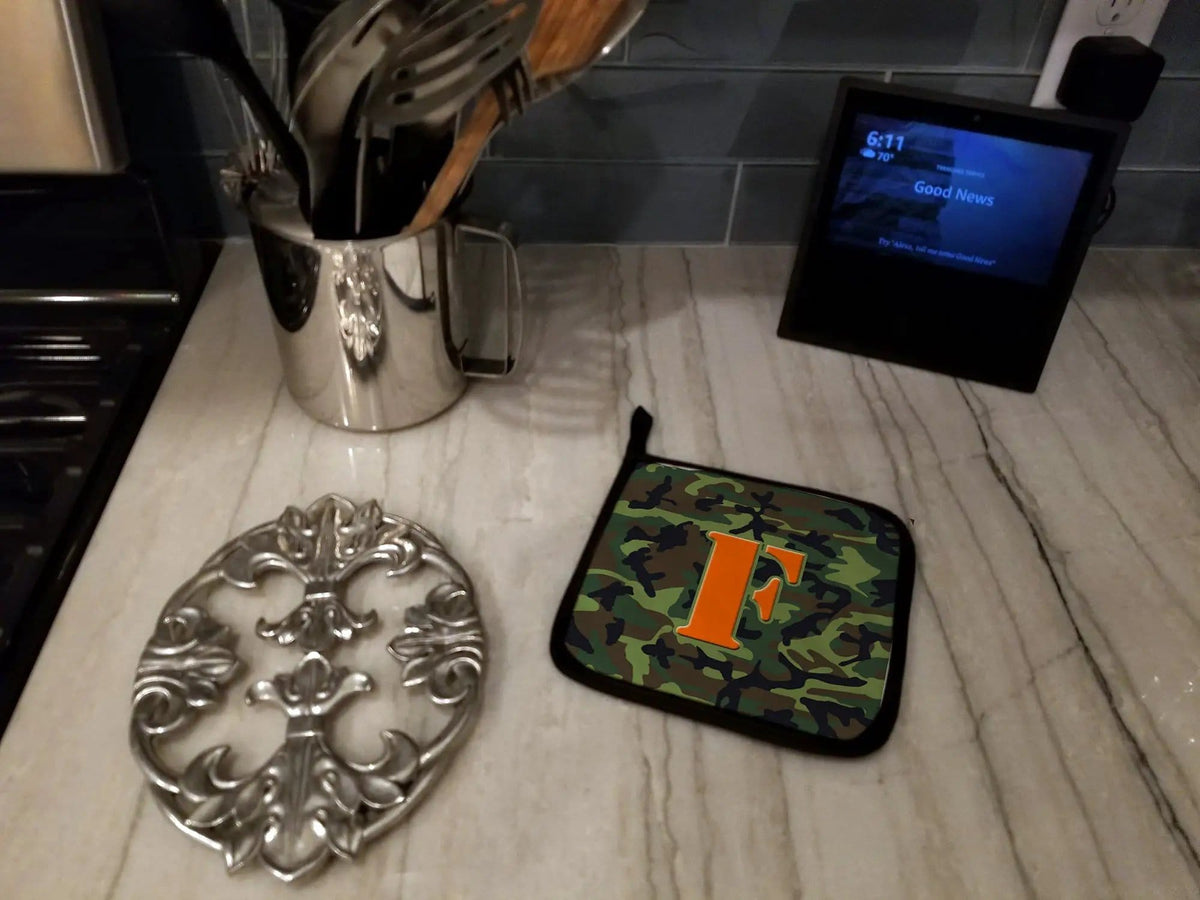 Pot Holder Set of 2 | Heat Resistant Quilted Hot Pads | 7.5 x 7.5 Inch | Letter F Monogram - Camo Green