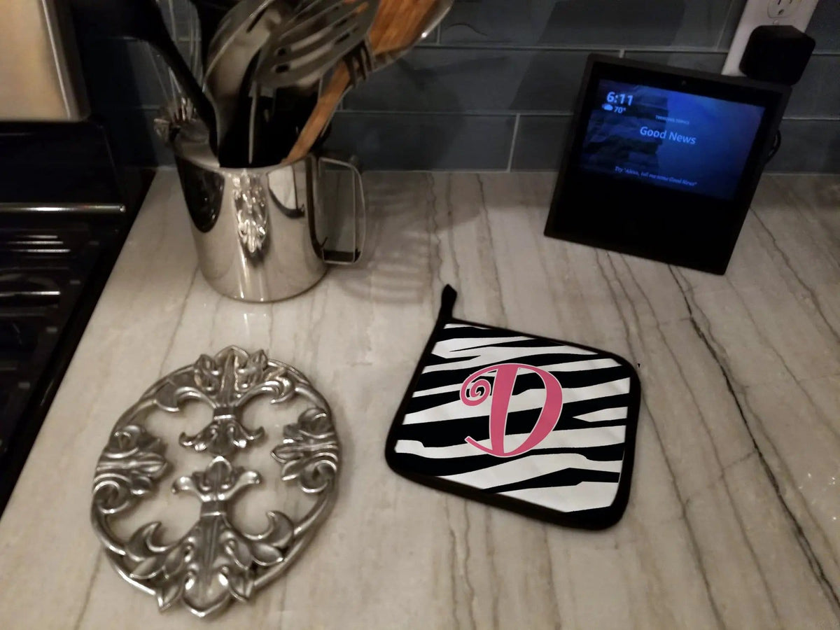 Pot Holder Set of 2 | Heat Resistant Quilted Hot Pads | 7.5 x 7.5 Inch | Letter D Initial Zebra Stripe and Pink