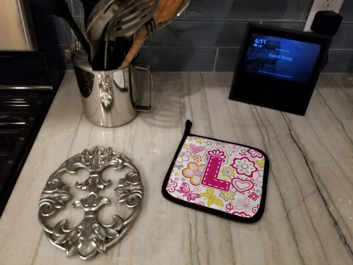 Pot Holder Set of 2 | Heat Resistant Quilted Hot Pads | 7.5 x 7.5 Inch | Letter L Flowers and Butterflies Pink