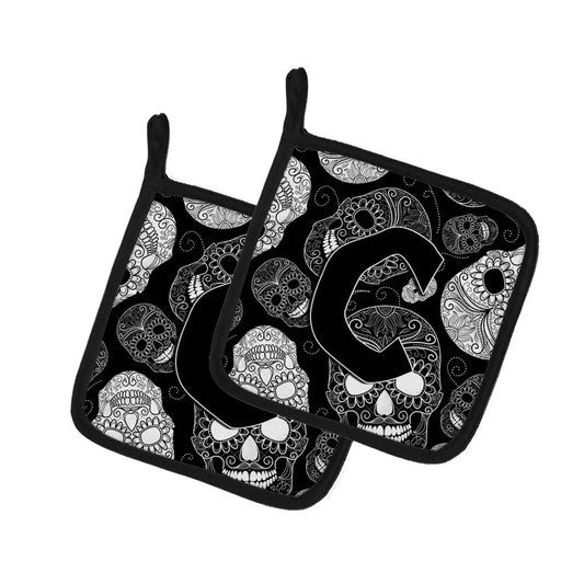Pot Holder Set of 2 | Heat Resistant Quilted Hot Pads | 7.5 x 7.5 Inch | Letter C Day of the Dead Skulls Black